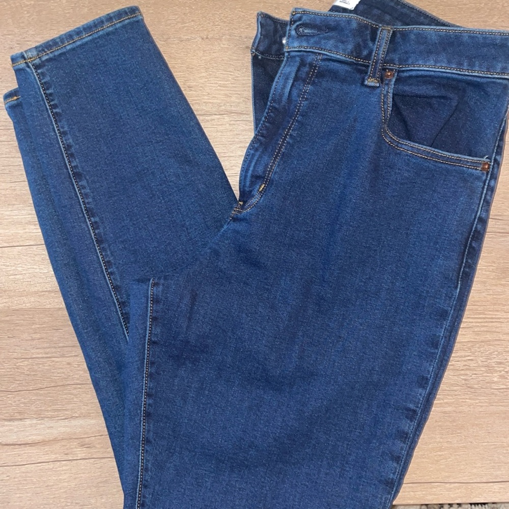 Abercrombie & Fitch Super Skinny Ankle High Rise Curve Love Size 32 or 14